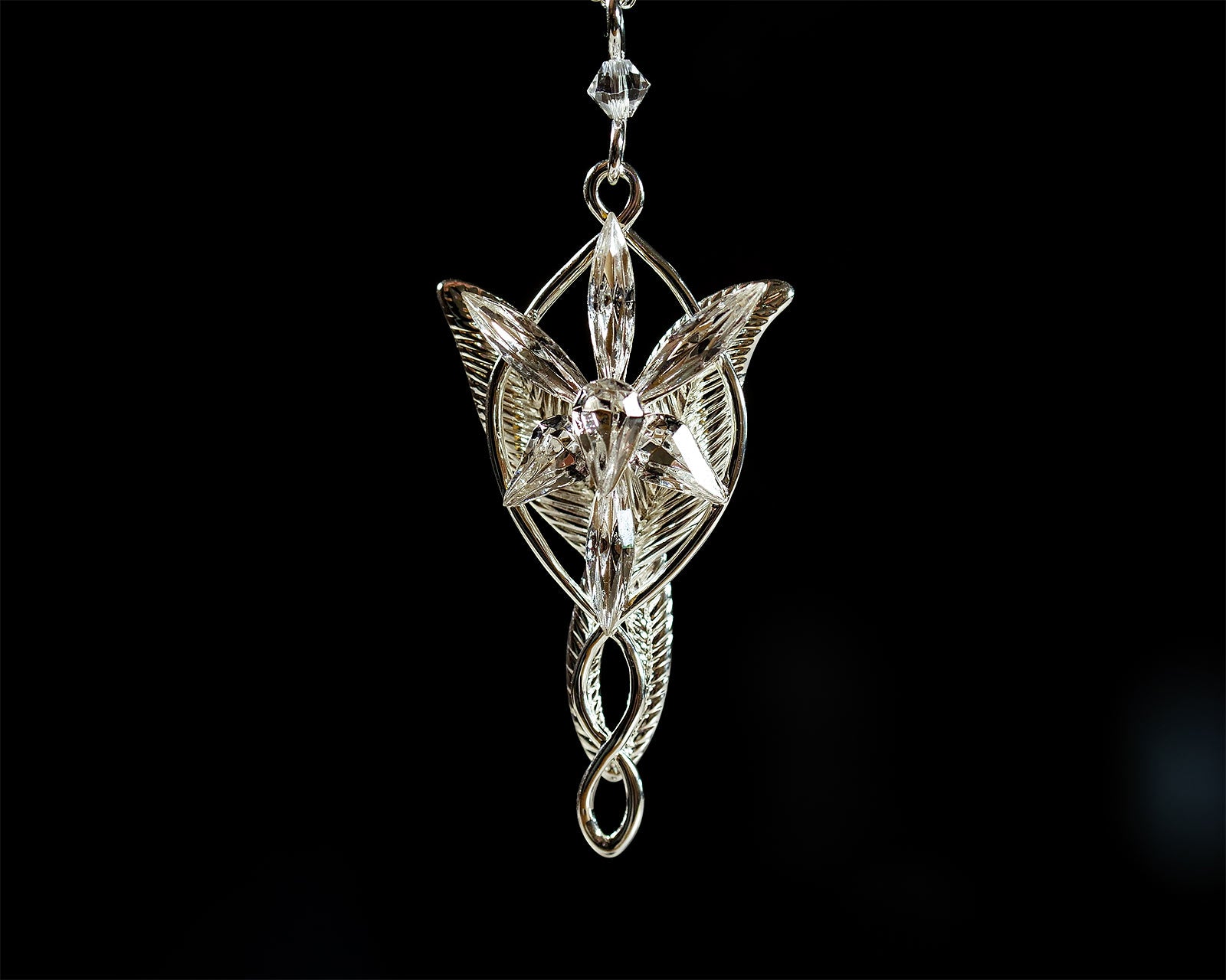 Imagen del producto El Señor de los Anillos – Réplica del Evenstar de Arwen
