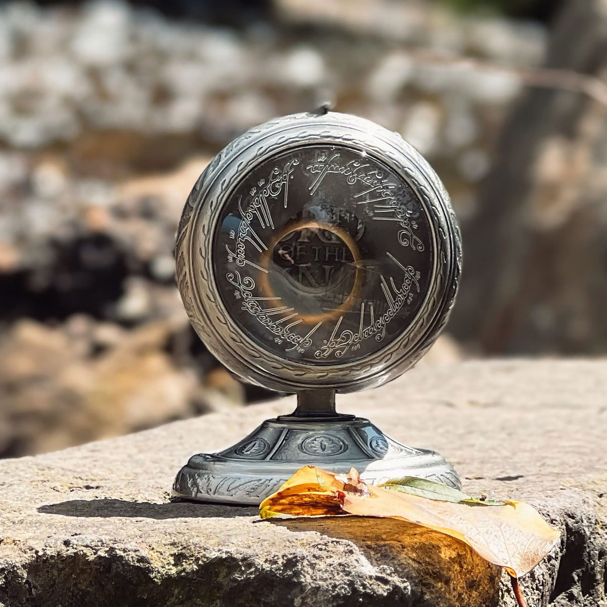 Product image The Lord of the Rings - The One Ring in Jewelry Display