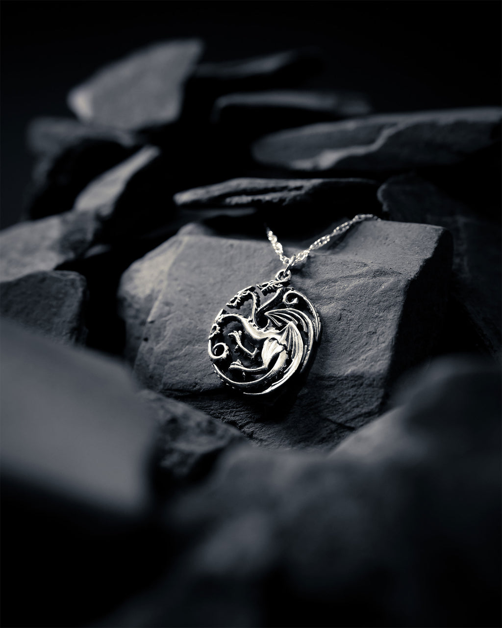 Imagen del producto Juego de Tronos - Collar de escudo de armas Targaryen