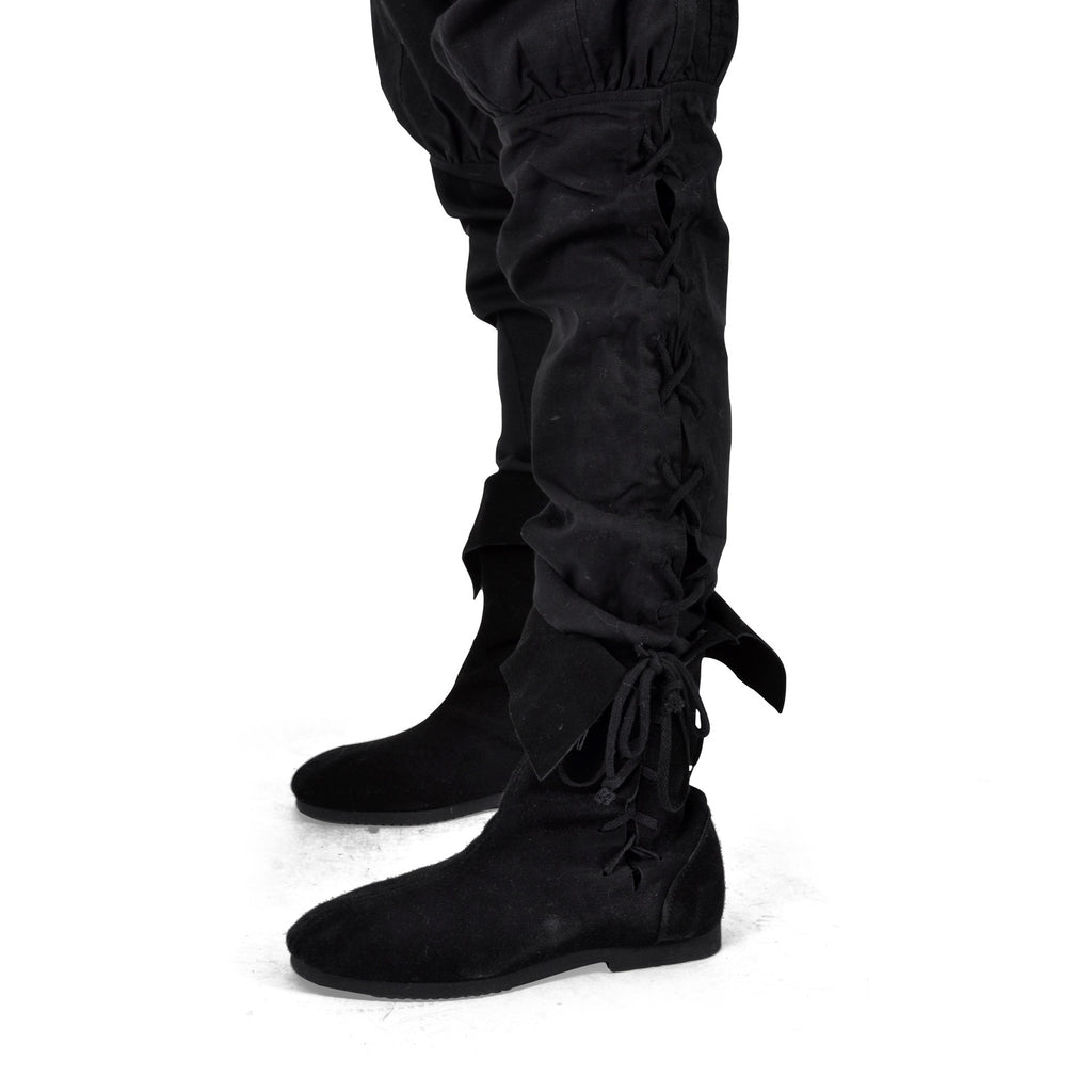 Imagen del producto Pantalón Bertram hombre con cordones en la parte inferior negro