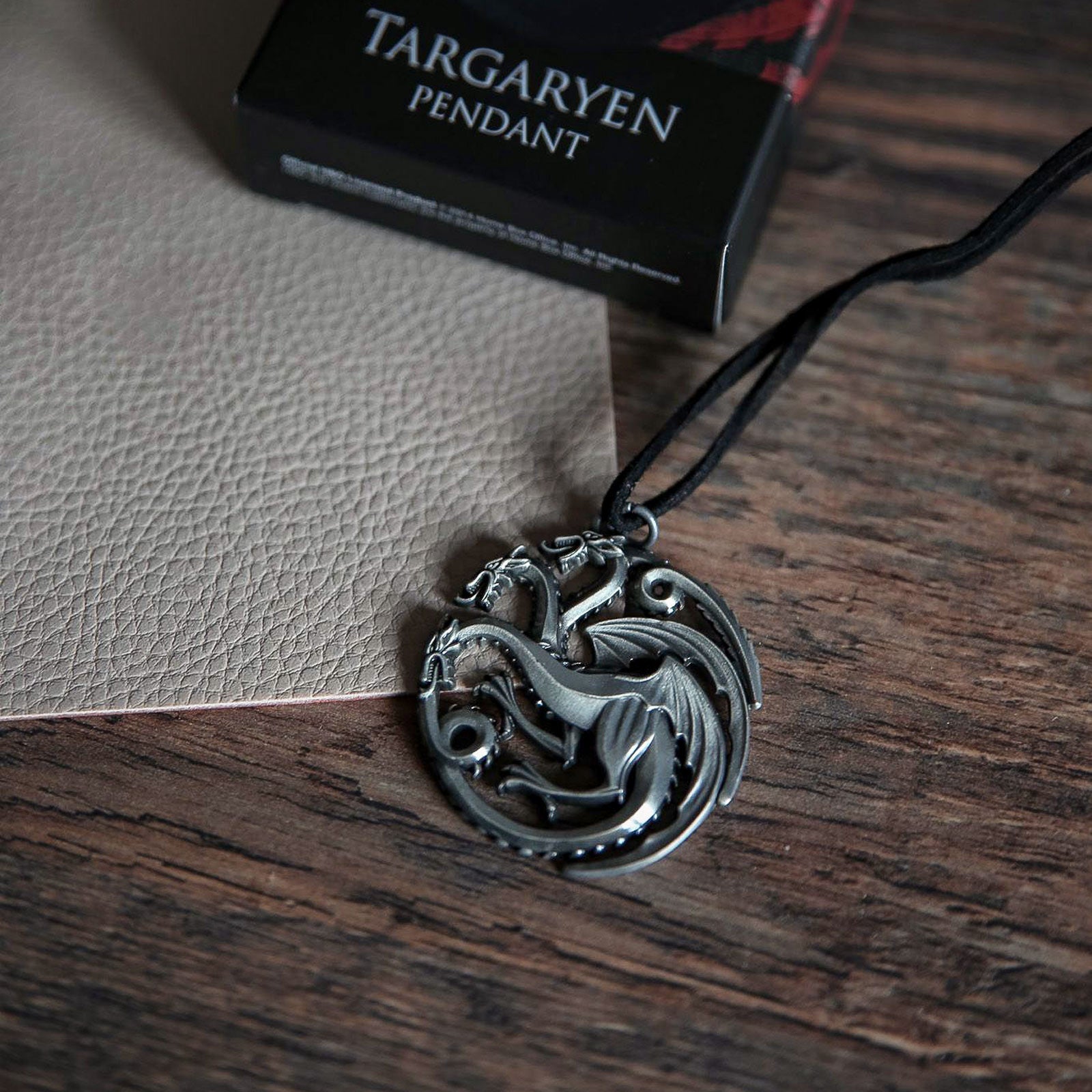 Imagen del producto Juego de Tronos - Colgante de dragón del escudo de armas Targaryen