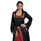 Imagen del producto Vestido medieval Otilia con capucha en punta negro-burdeos