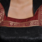 Imagen del producto Vestido medieval Otilia con capucha en punta negro-burdeos