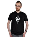 Imagen del producto Skyrim - Camiseta negra con símbolo de dragón