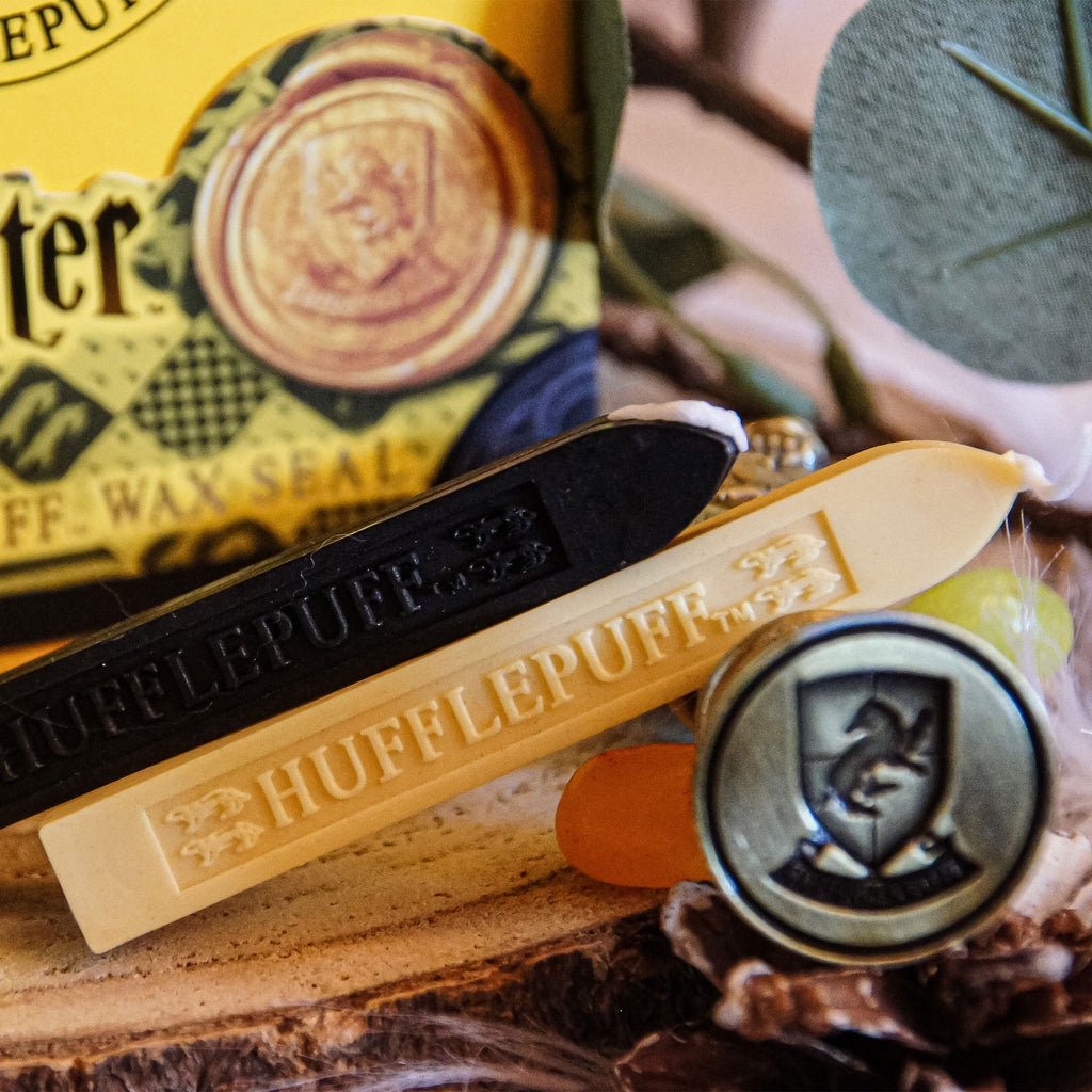 Product image Harry Potter - Hufflepuff Seal with Wax