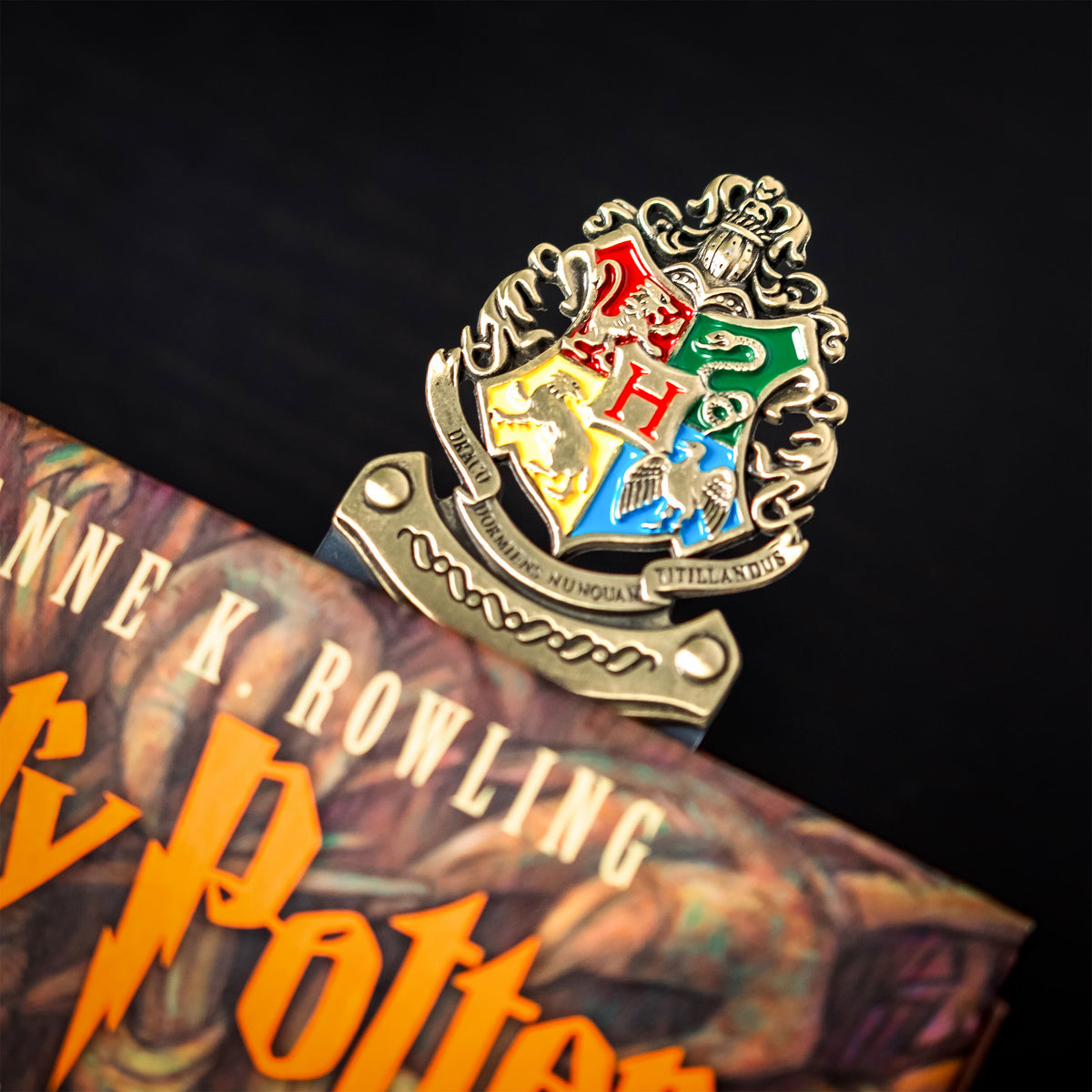 Product image Harry Potter - Hogwarts House Crest Bookmark Collection