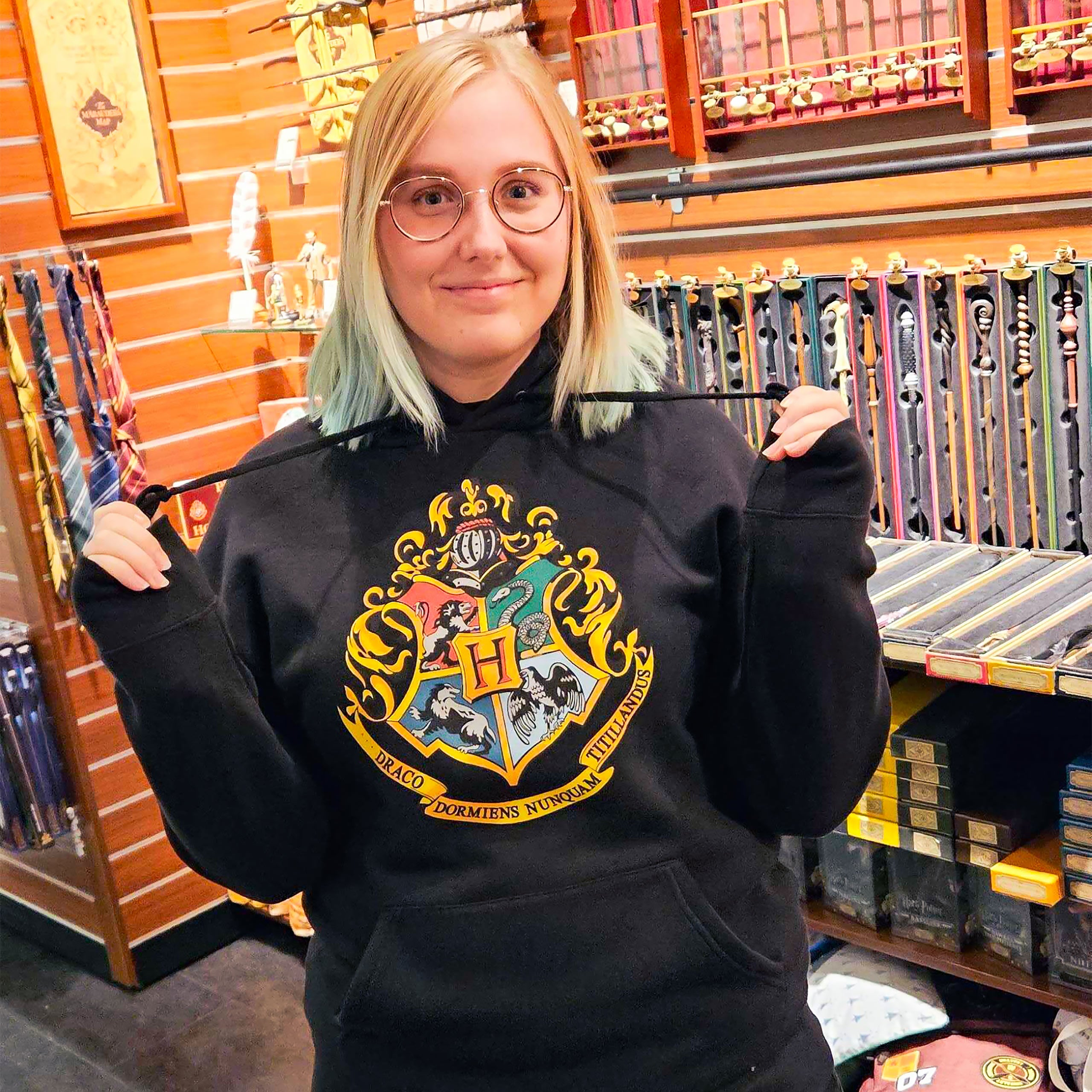 Imagen del producto Harry Potter - Sudadera con capucha de Hogwarts negra