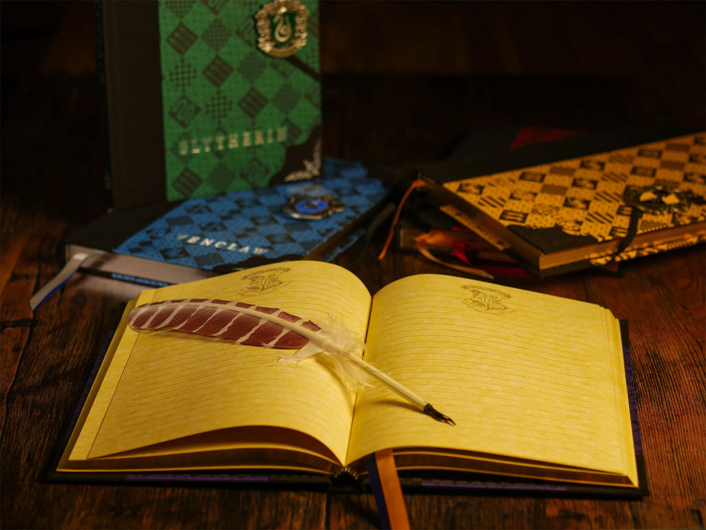 Imagen del producto Harry Potter - Escudo de Hogwarts Deluxe Cuaderno