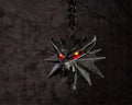 Imagen del producto Witcher - Medallón de Caza Salvaje con Ojos LED