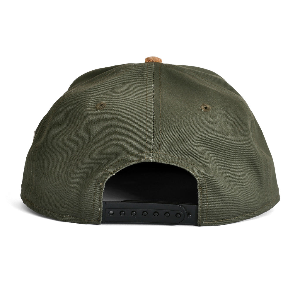 Imagen del producto Guardians of the Galaxy - Gorra Snapback de Groot de Corcho