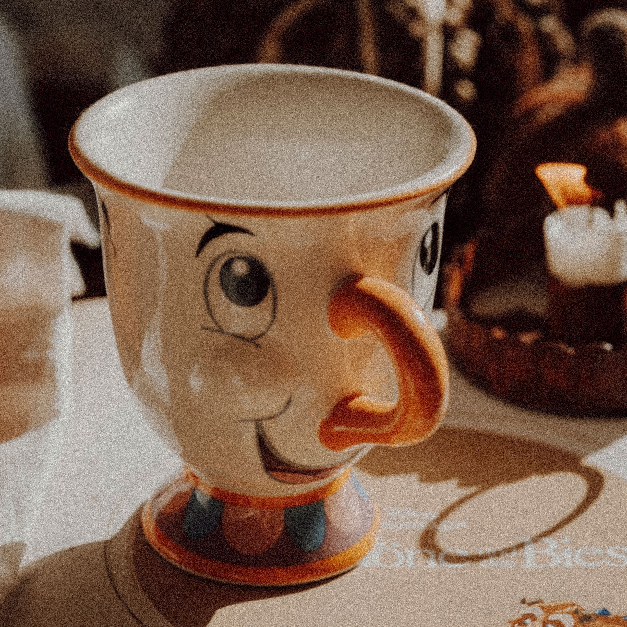 Imagen del producto La Bella y la Bestia - Taza Tassilo