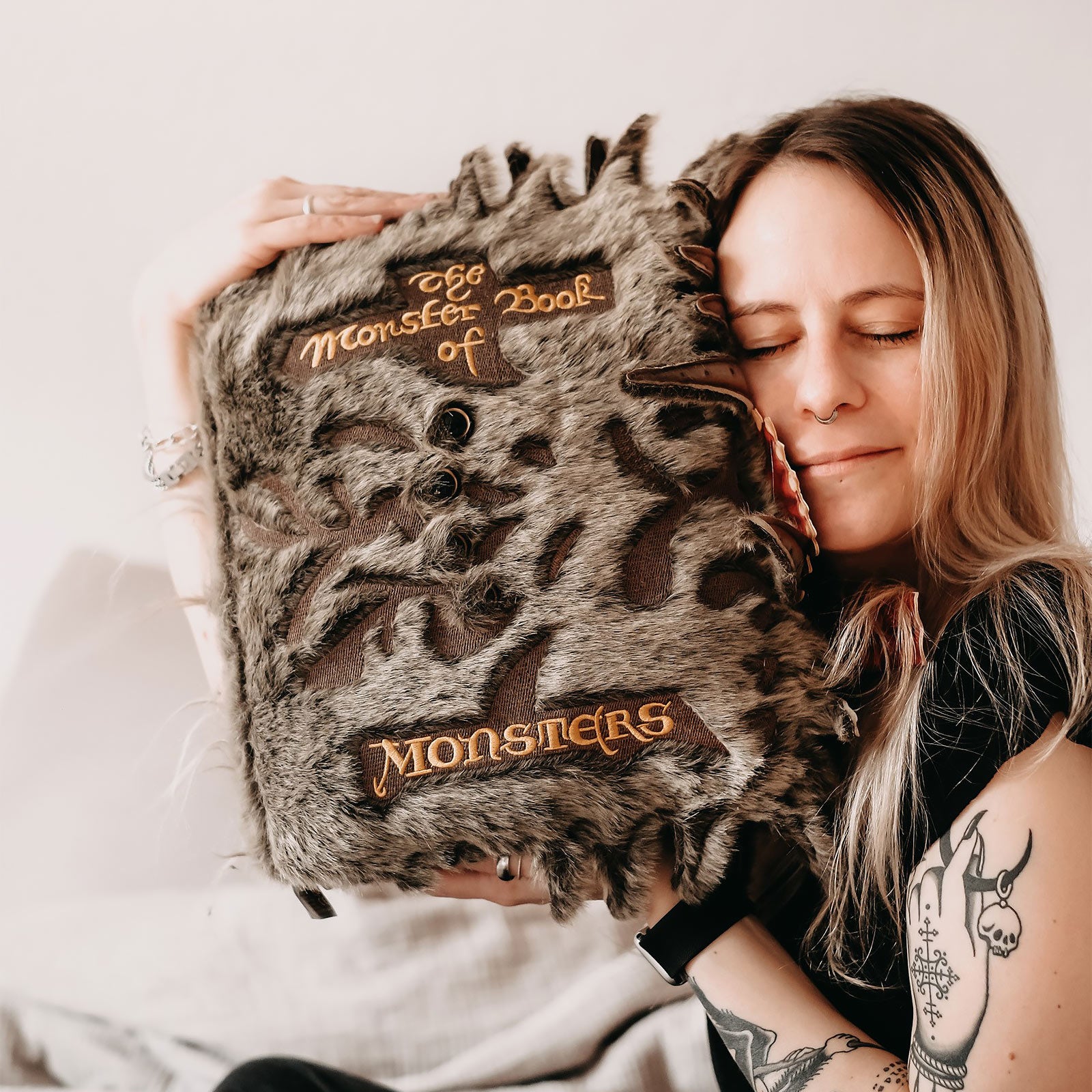 Imagen del producto Harry Potter - Libro de los Monstruos de Peluche