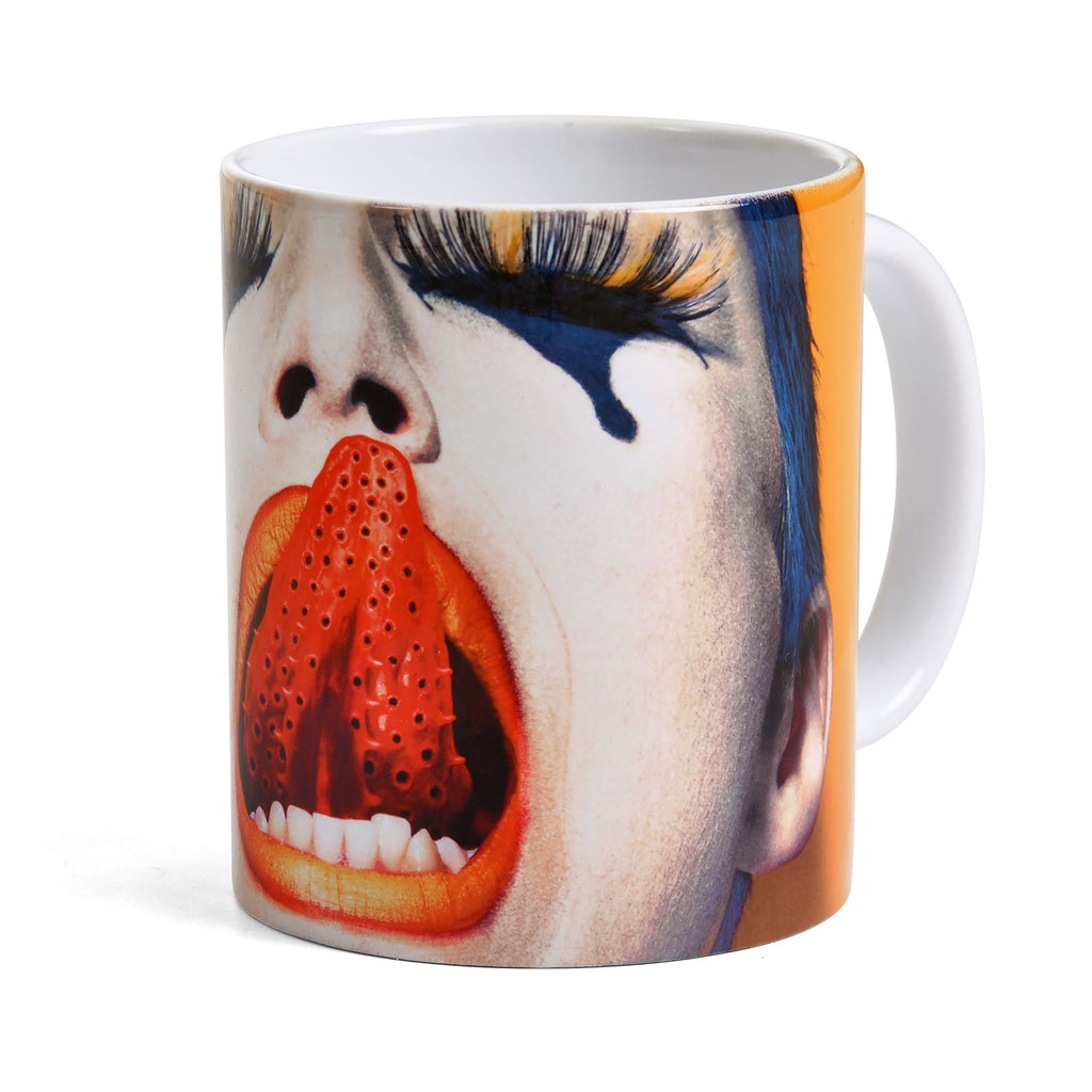 Imagen del producto American Horror Story - Taza Creepy Holes