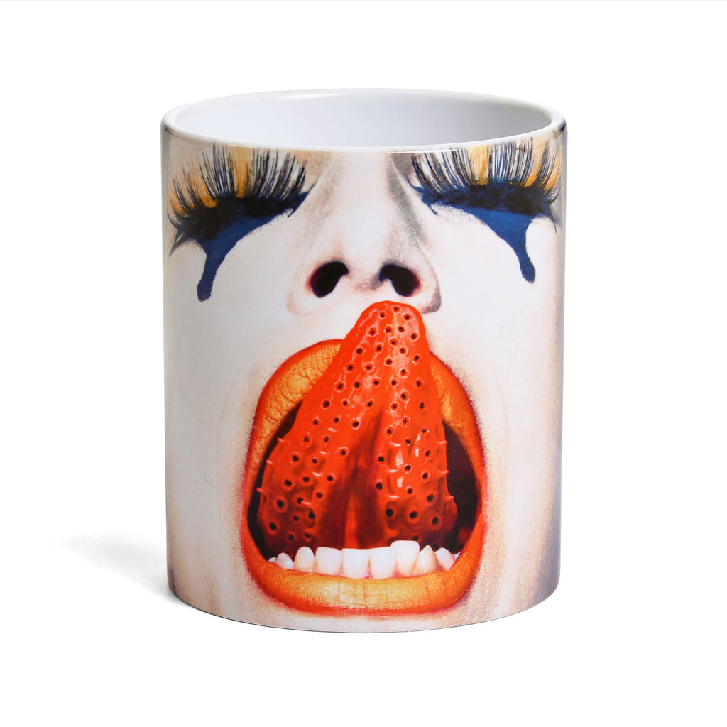 Imagen del producto American Horror Story - Taza Creepy Holes
