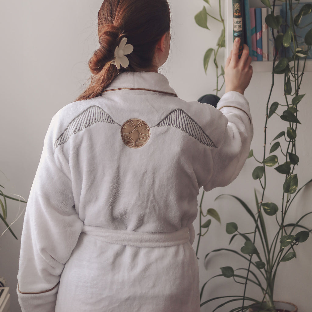 Imagen del producto Harry Potter - Bata de Snitch Dorada Mujer Blanca