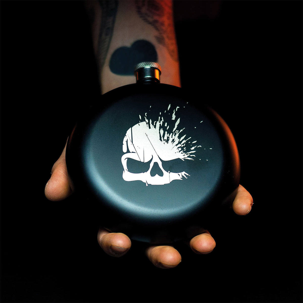 Imagen del producto Call of Duty - Petaca con Logo de Calavera