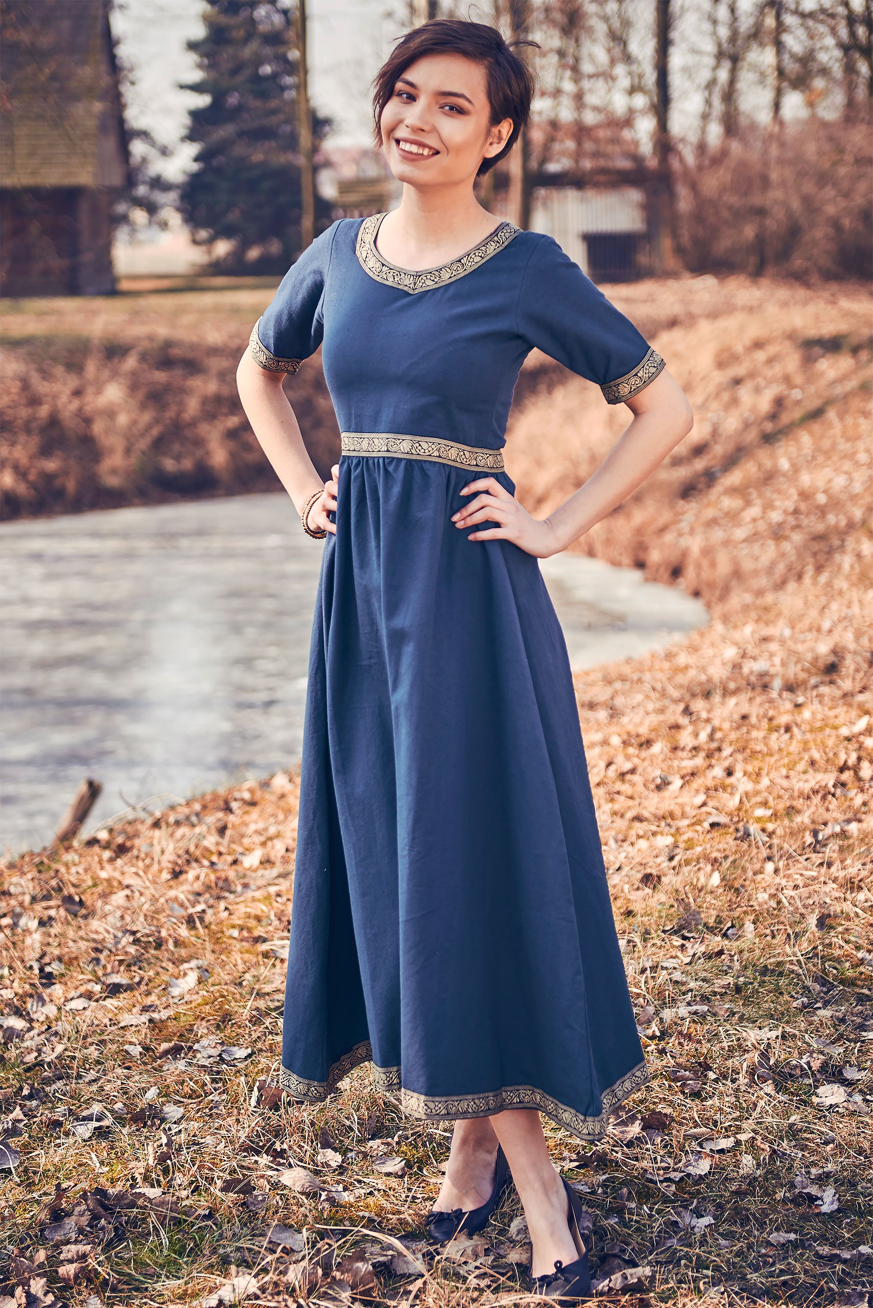 Imagen del producto Vestido Medieval Ennlin de Manga Corta Azul