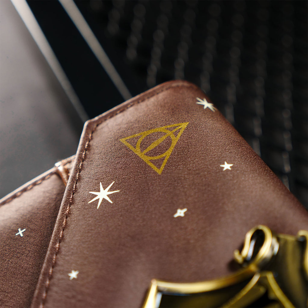 Imagen del producto Harry Potter - Cartera de metal con escudo de Hogwarts