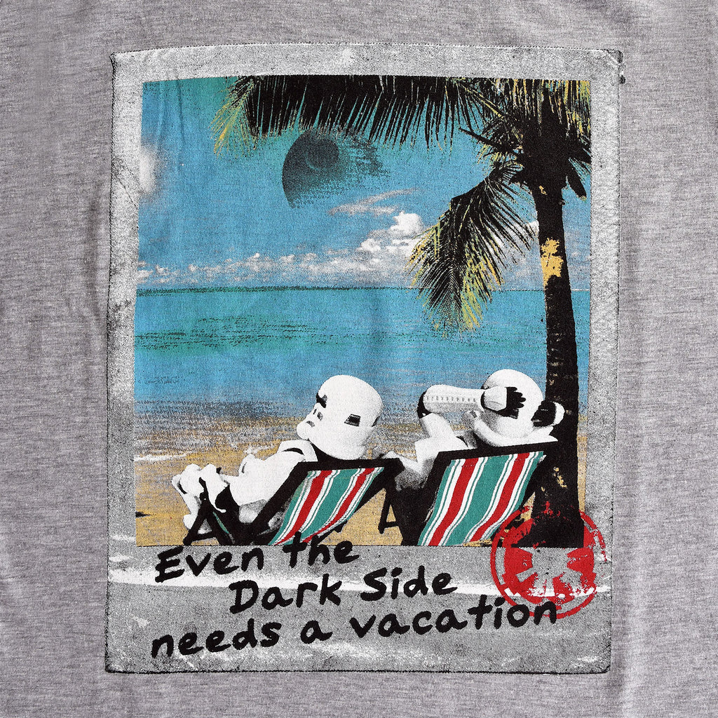 Imagen del producto Star Wars - Camiseta gris de vacaciones del Lado Oscuro