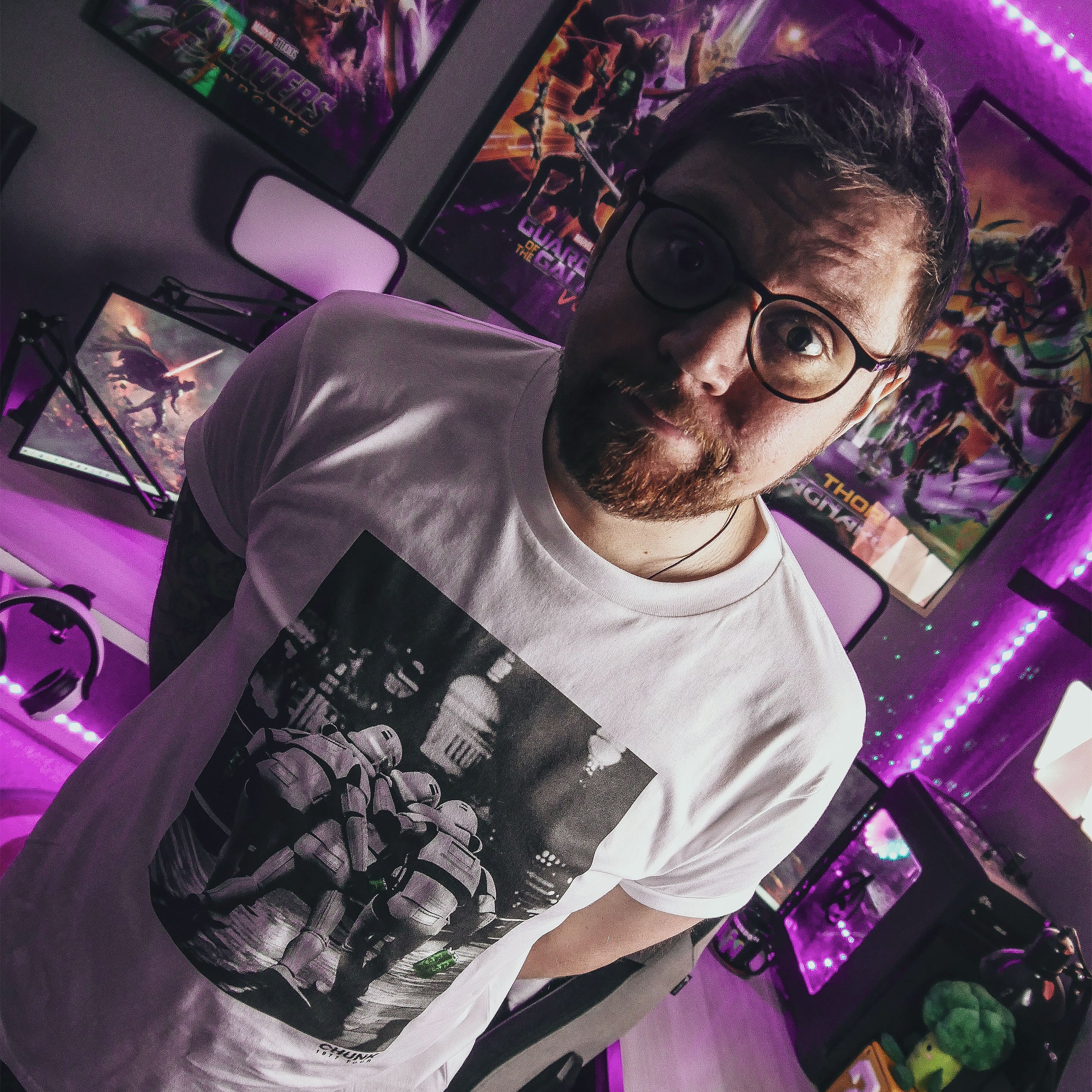 Imagen del producto Camiseta Imperial Fighters at Night para fans de Star Wars