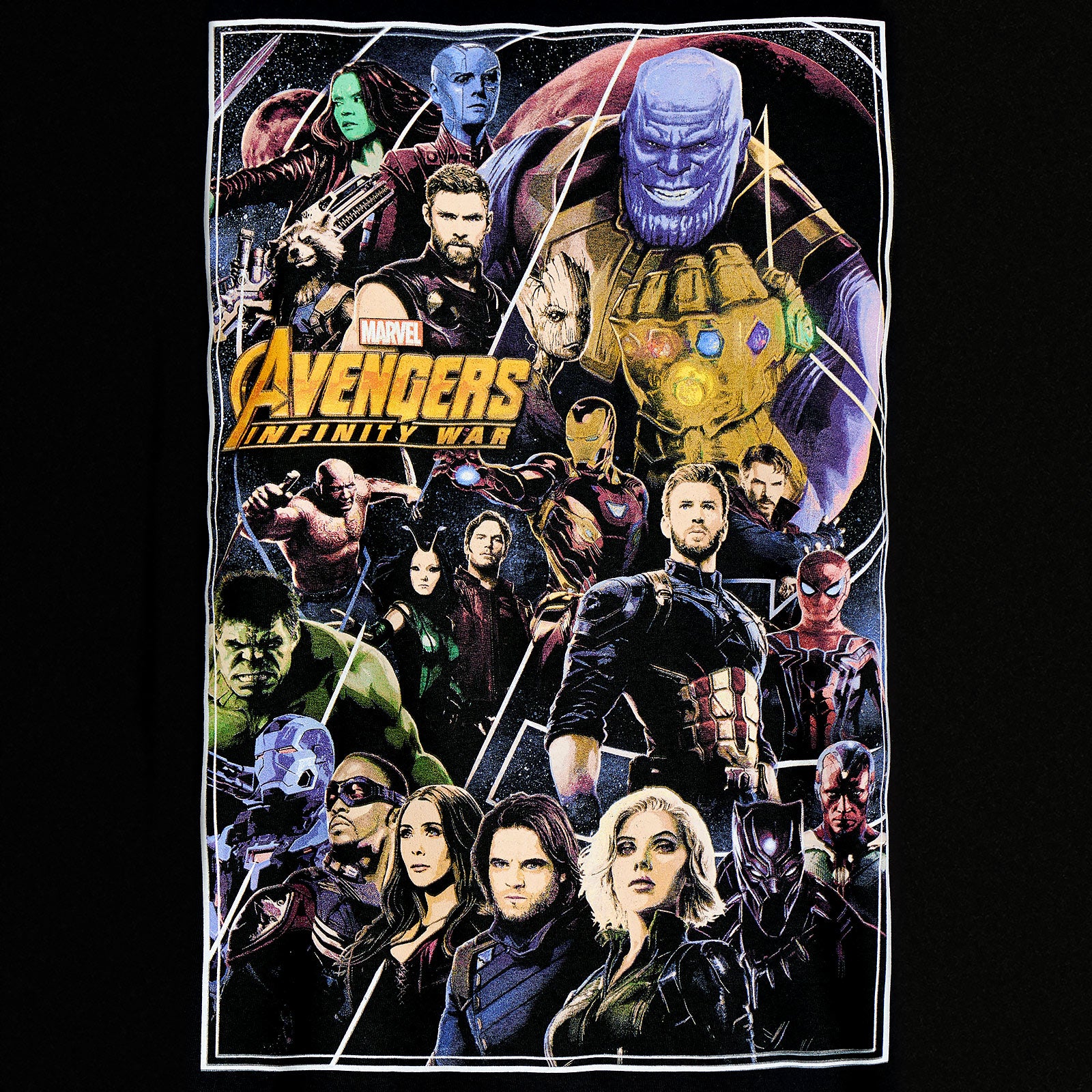 Imagen del producto Avengers - Camiseta negra con collage de póster de Infinity War
