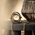 Imagen del producto Harry Potter - Collar con reloj de arena giratorio