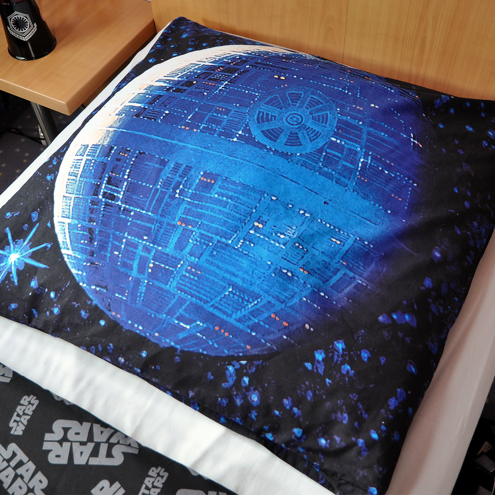Product image Star Wars - A New Hope Reversible Bedding