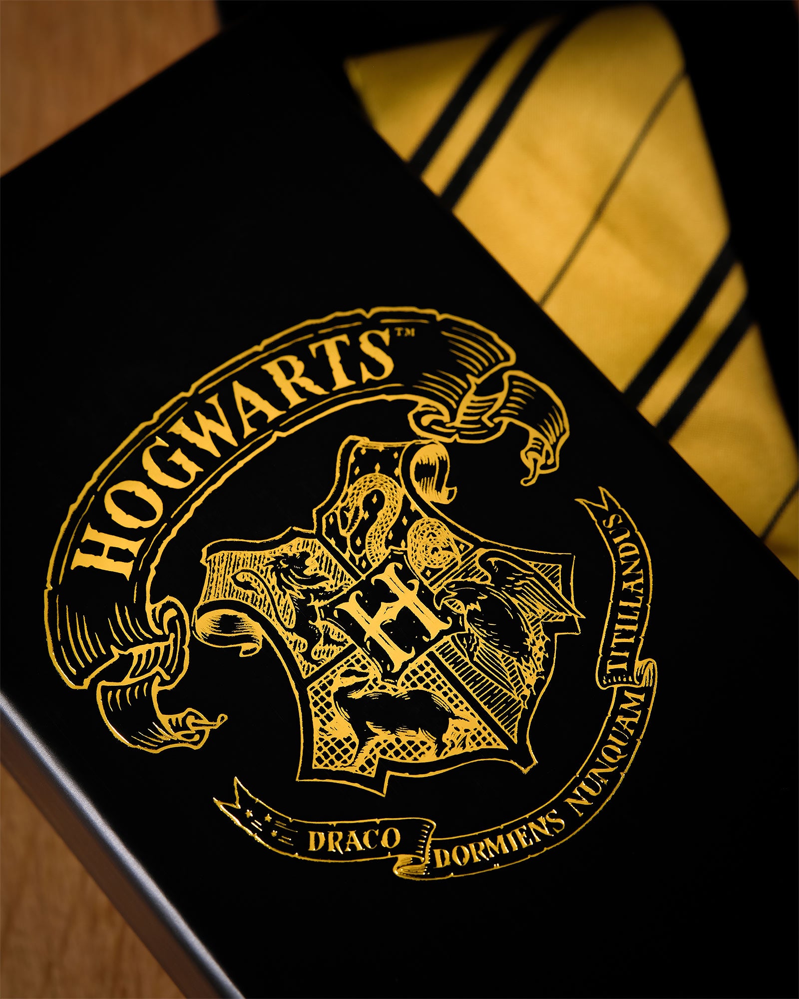 Imagen del producto Harry Potter - Corbata Hufflepuff con caja de regalo