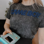 Imagen del producto Nintendo - Camiseta gris con logo de Game Boy