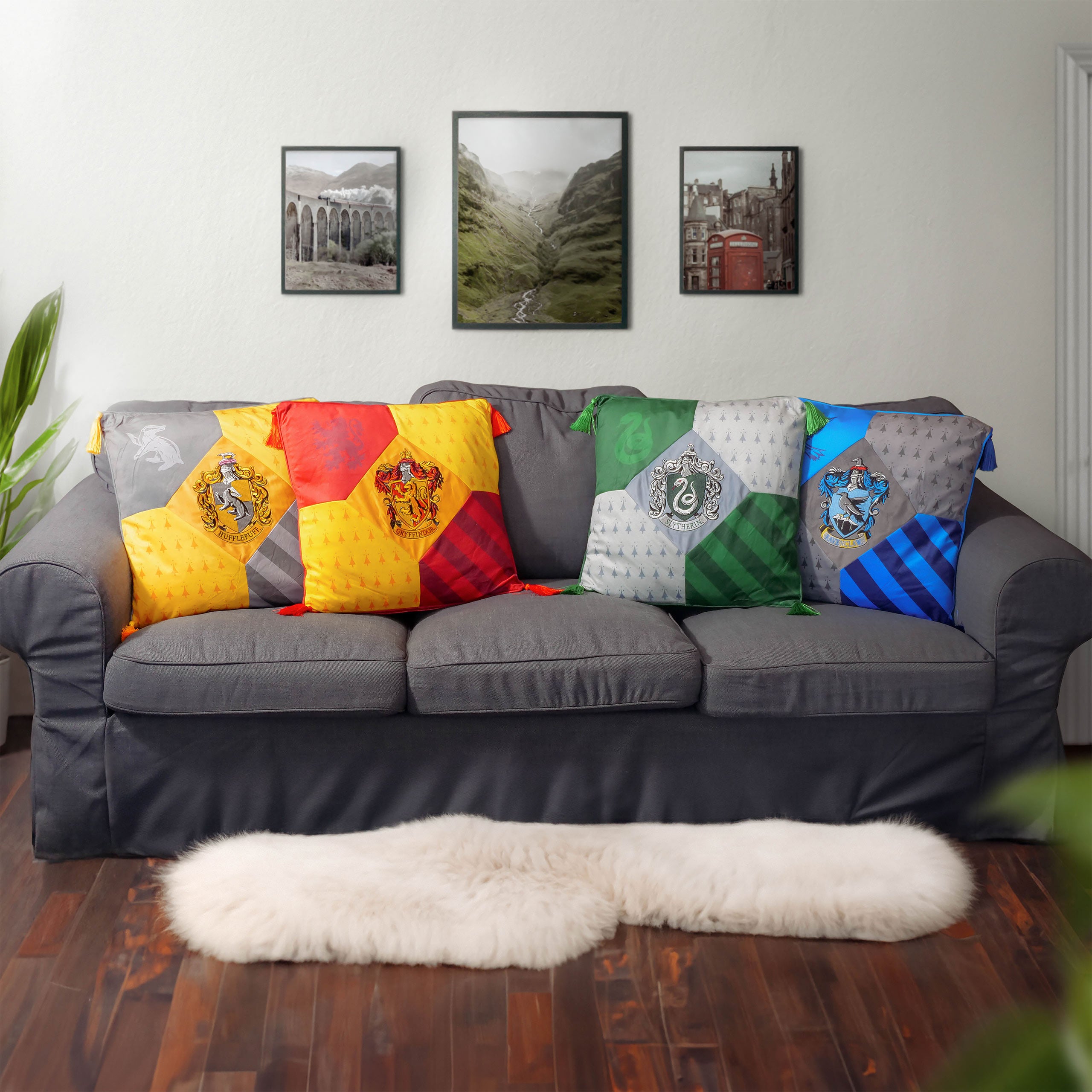 Imagen del producto Harry Potter - Cojín Slytherin deluxe con borlas