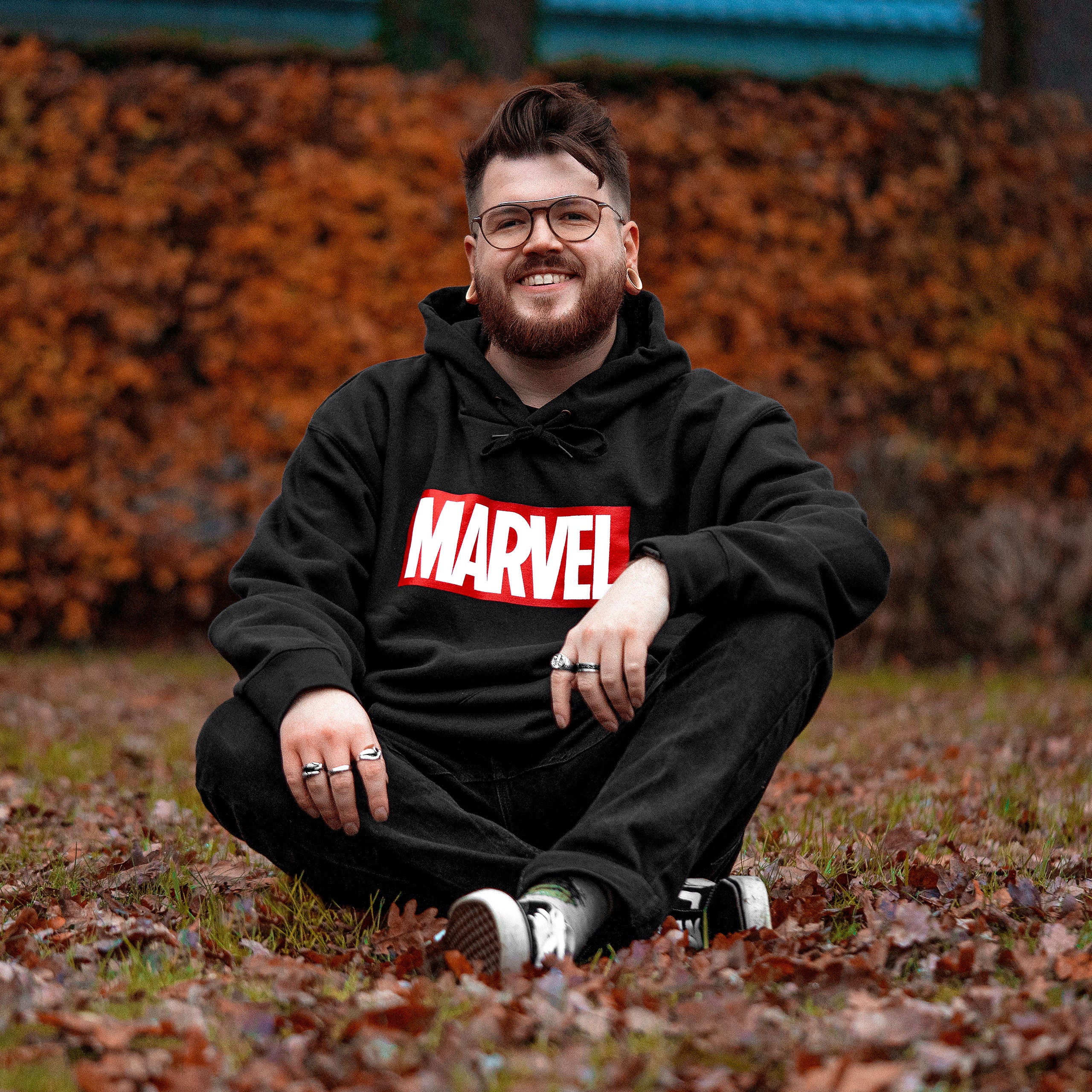 Imagen del producto Marvel - Sudadera con capucha negra con logo