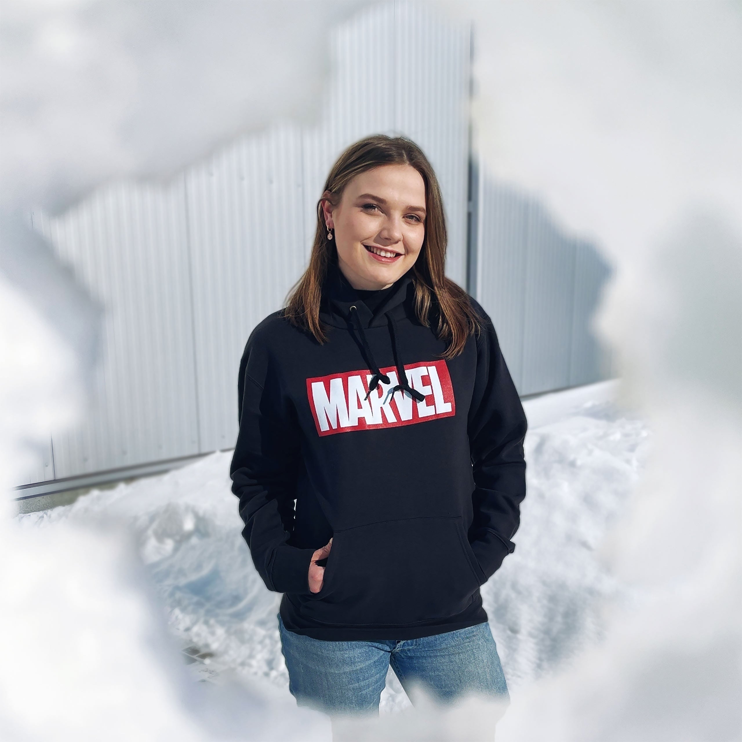 Imagen del producto Marvel - Sudadera con capucha negra con logo
