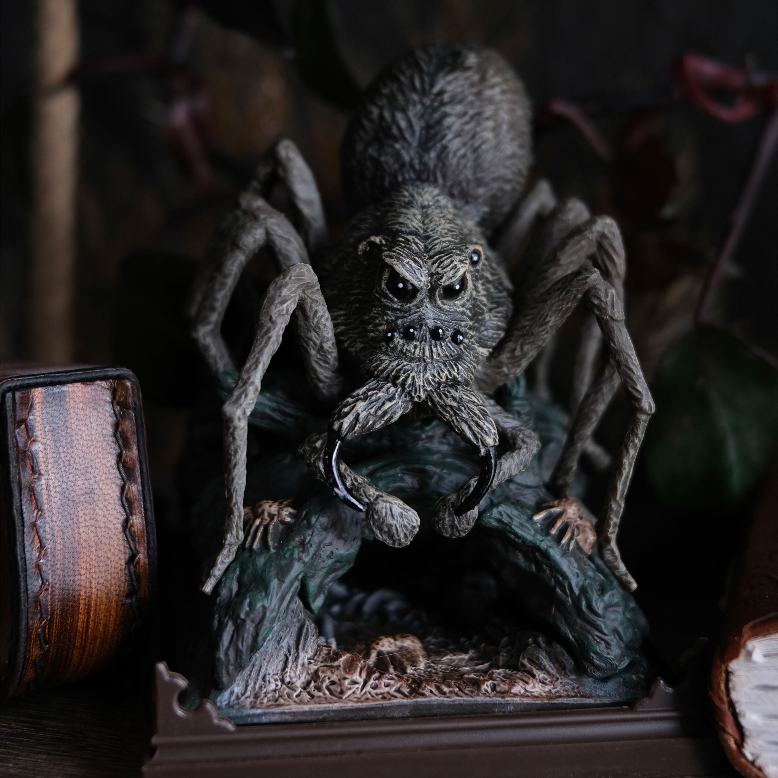 Imagen del producto Aragog - Figura de criaturas mágicas de Harry Potter