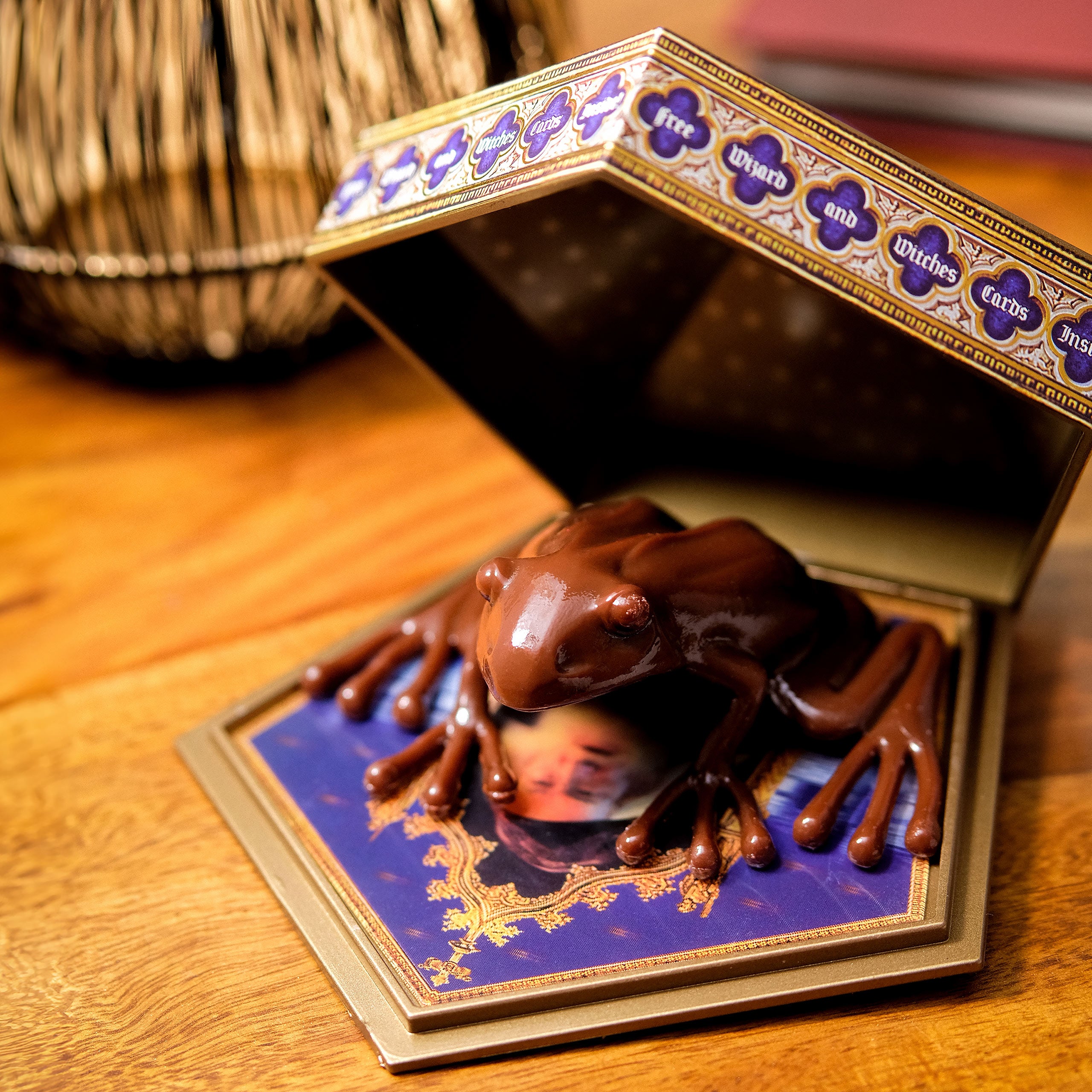 Product image Chocolate Frog Figure with Collectible Card - Harry Potter Replica