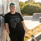 Imagen del producto Game of Thrones - Camiseta negra de la Casa Stark con el lobo huargo