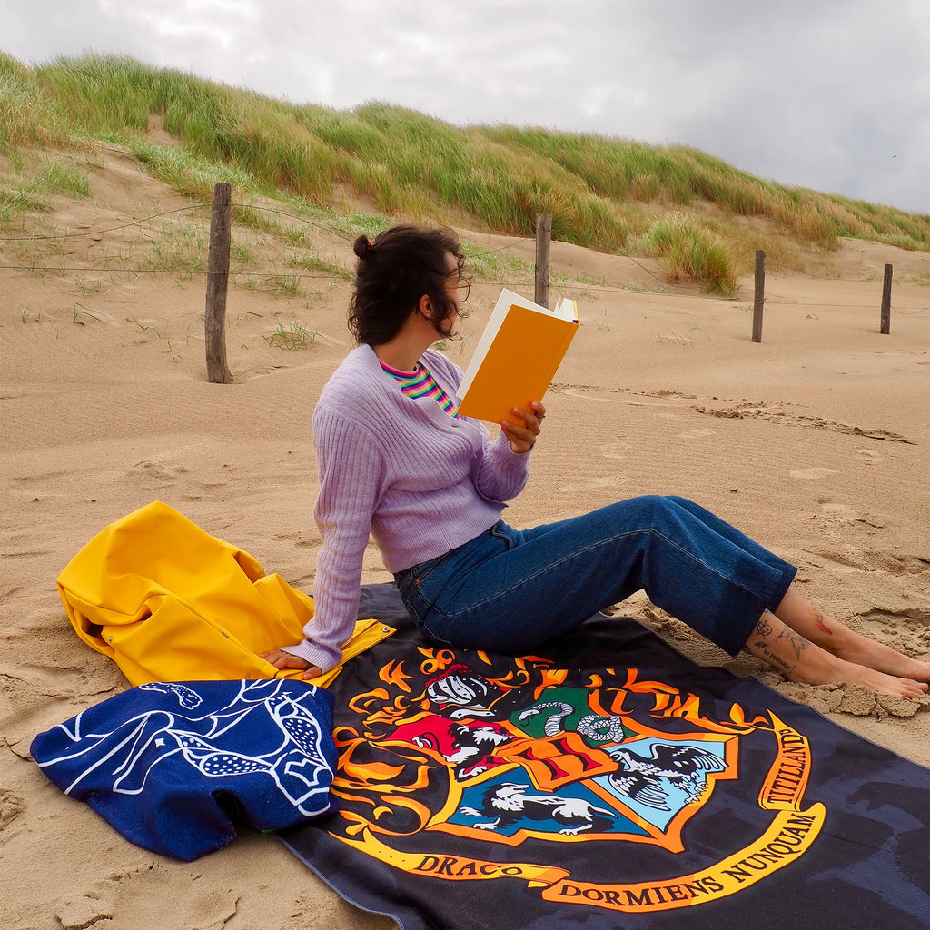 Imagen del producto Harry Potter - Toalla de playa con escudo de Hogwarts
