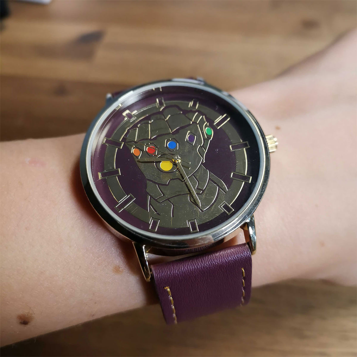 Imagen del producto Thanos - Reloj de Pulsera Guantelete del Infinito