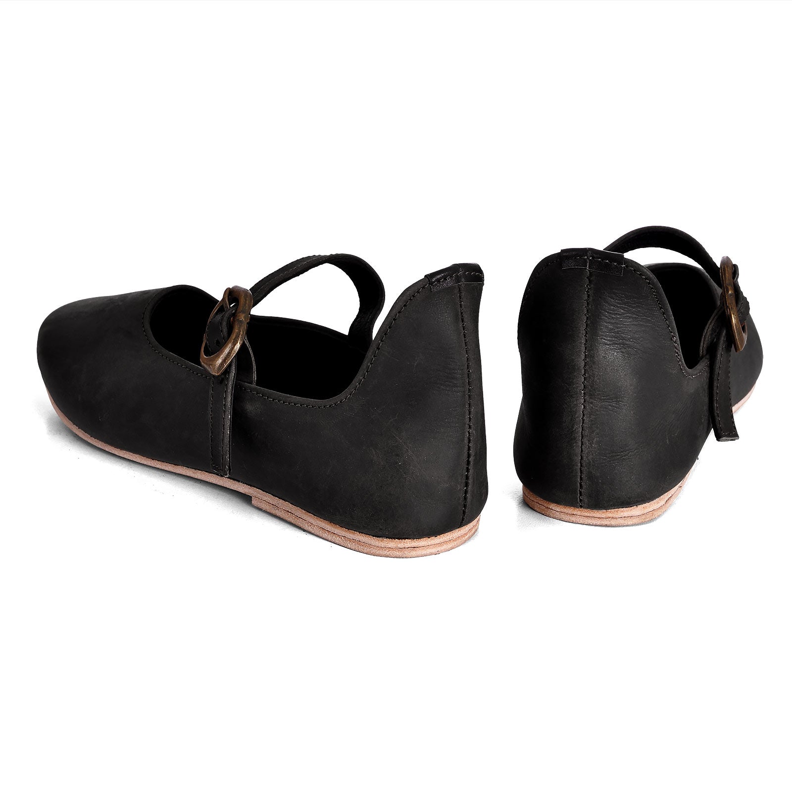 Imagen del producto Zapatos medievales Cecilie para mujer en negro