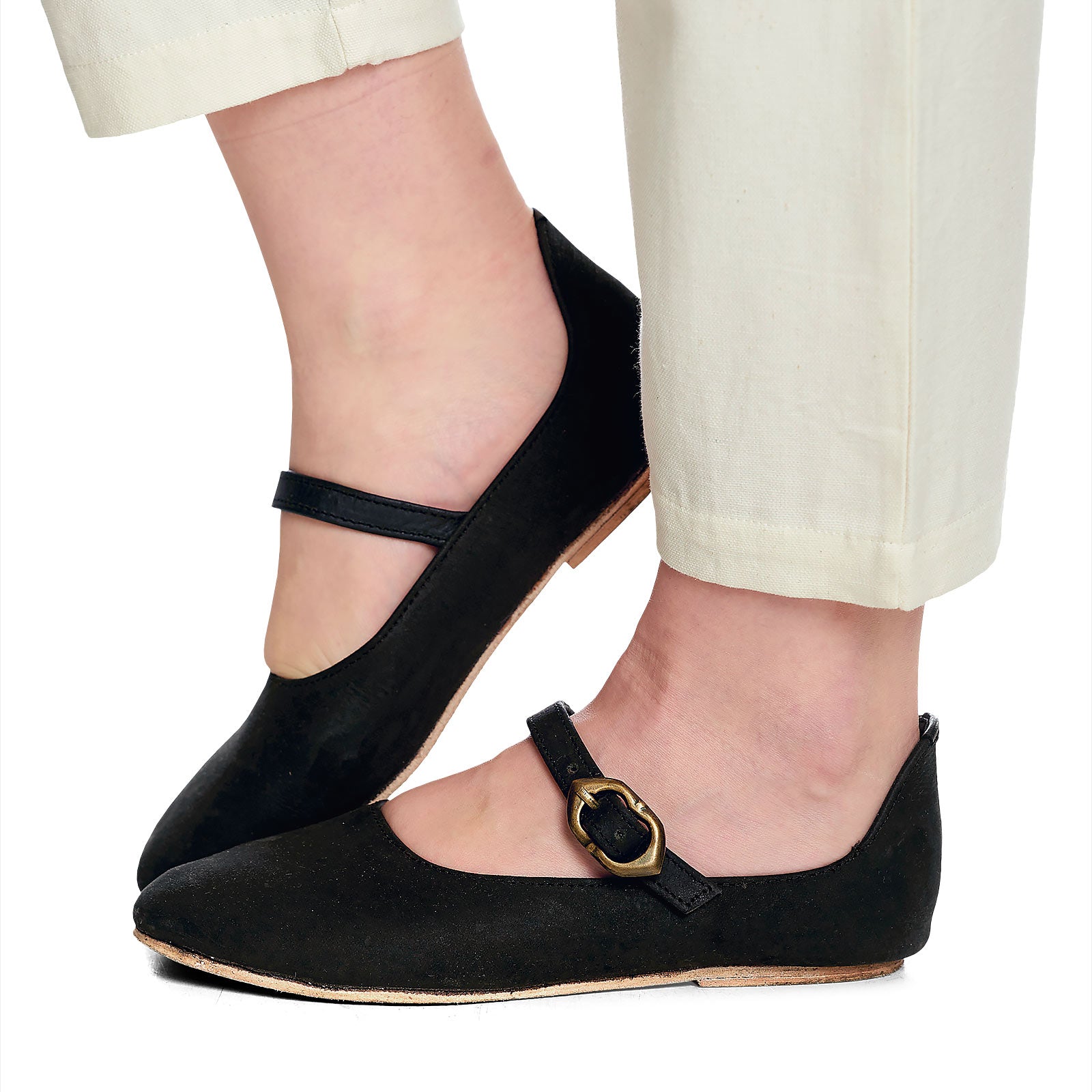 Imagen del producto Zapatos medievales Cecilie para mujer en negro