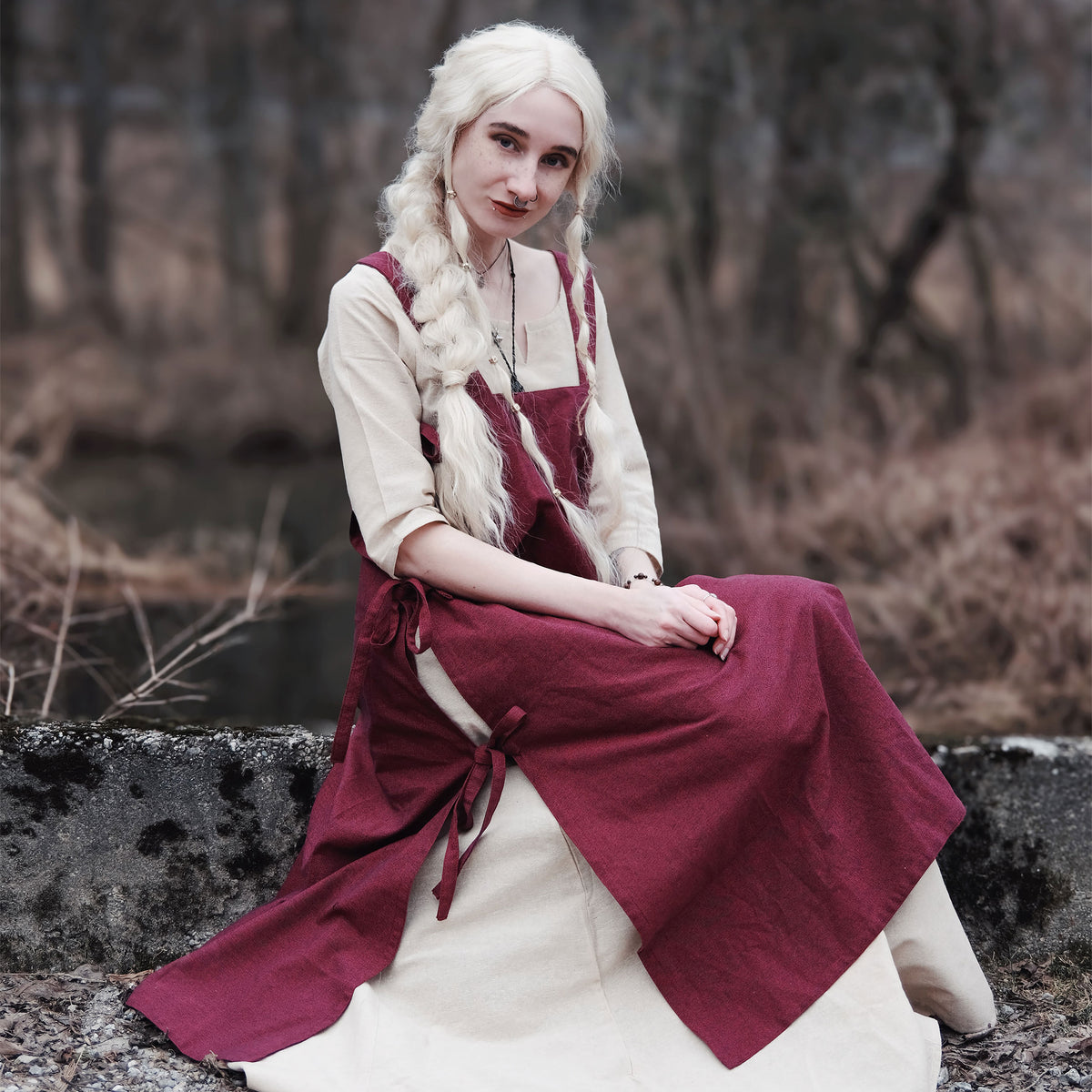Imagen del producto Vestido medieval inferior Silja beige