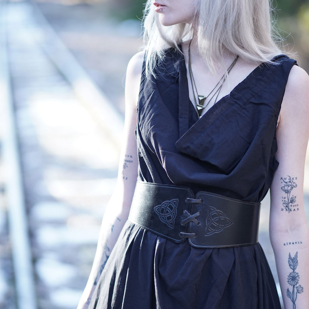 Product image Medieval Waist Cincher Alana with Celtic Embossing Black