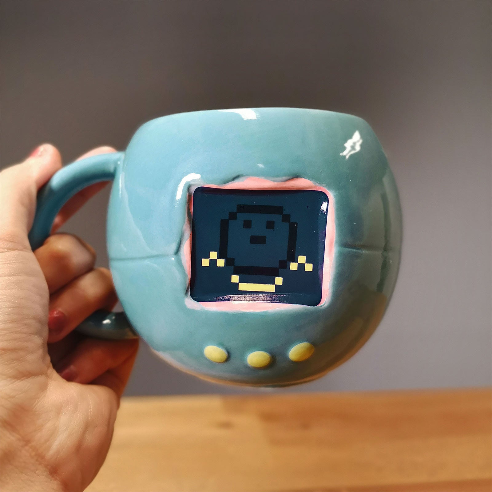 Imagen del producto Tamagotchi - Taza con efecto térmico