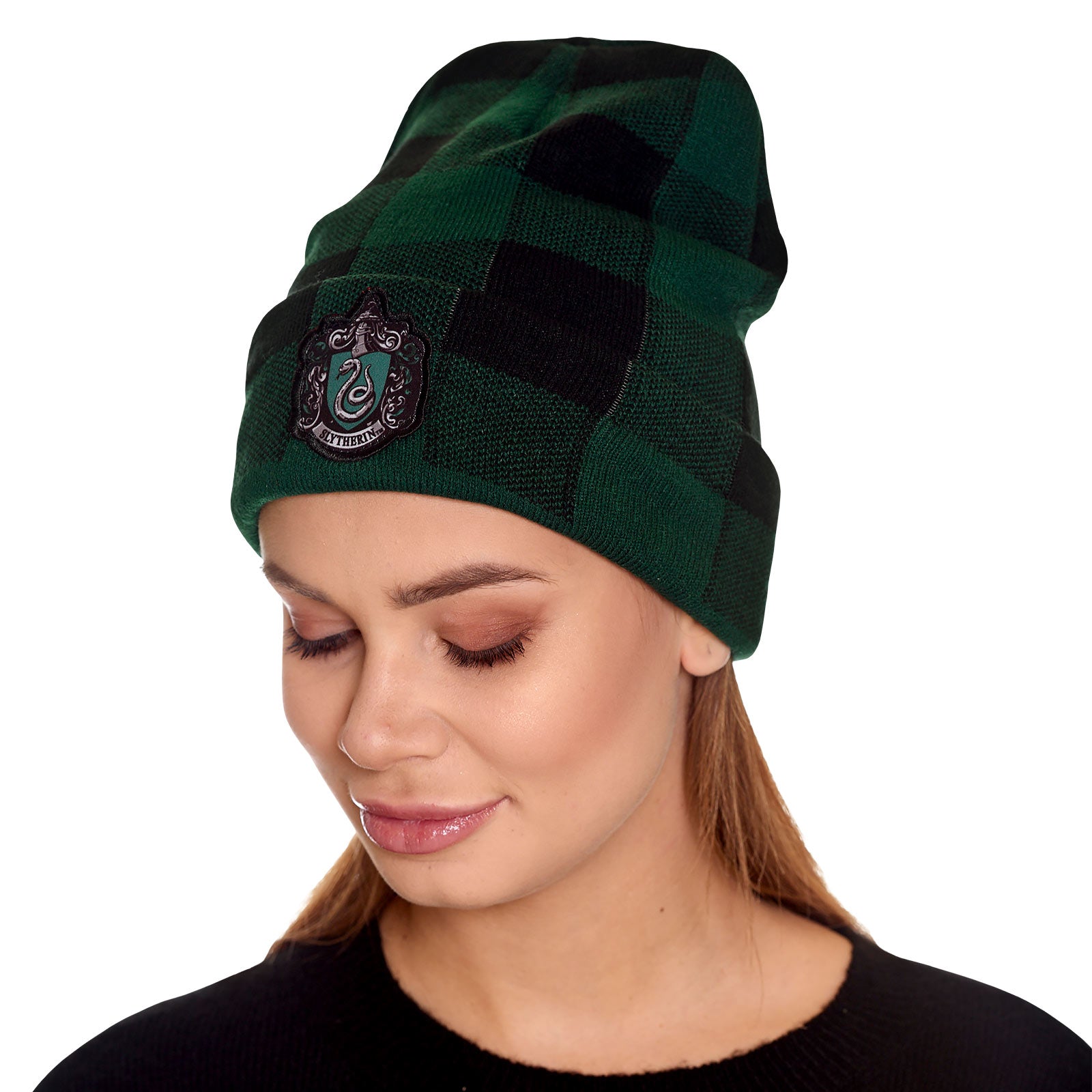 Imagen del producto Harry Potter - Gorro de Cuadros con Escudo de Slytherin
