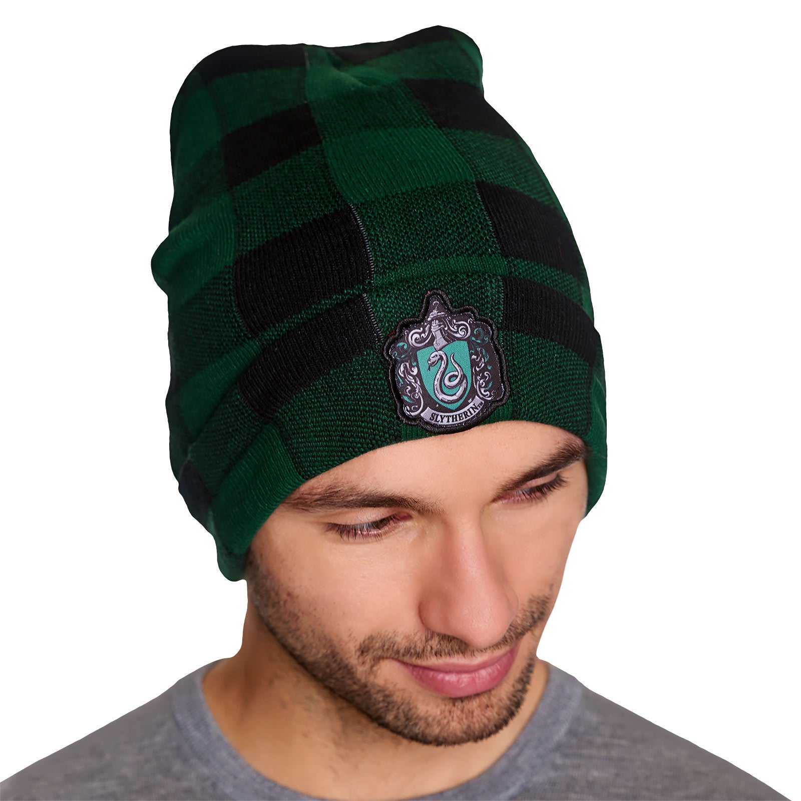 Imagen del producto Harry Potter - Gorro de Cuadros con Escudo de Slytherin