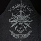 Imagen del producto Witcher - Camiseta gris de la Escuela del Lobo