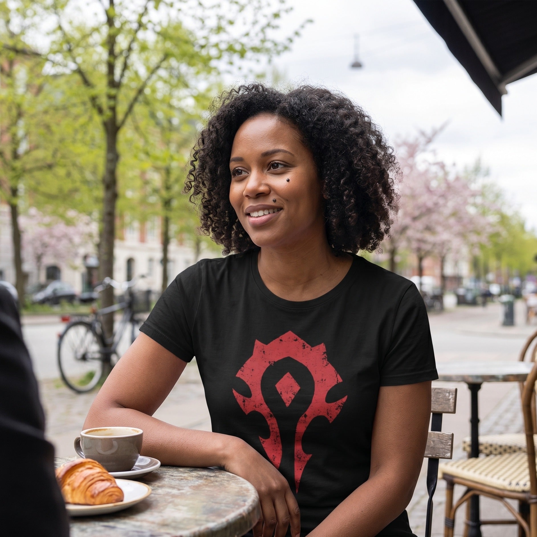 Imagen del producto World of Warcraft - Camiseta negra con logo de la Horda en spray