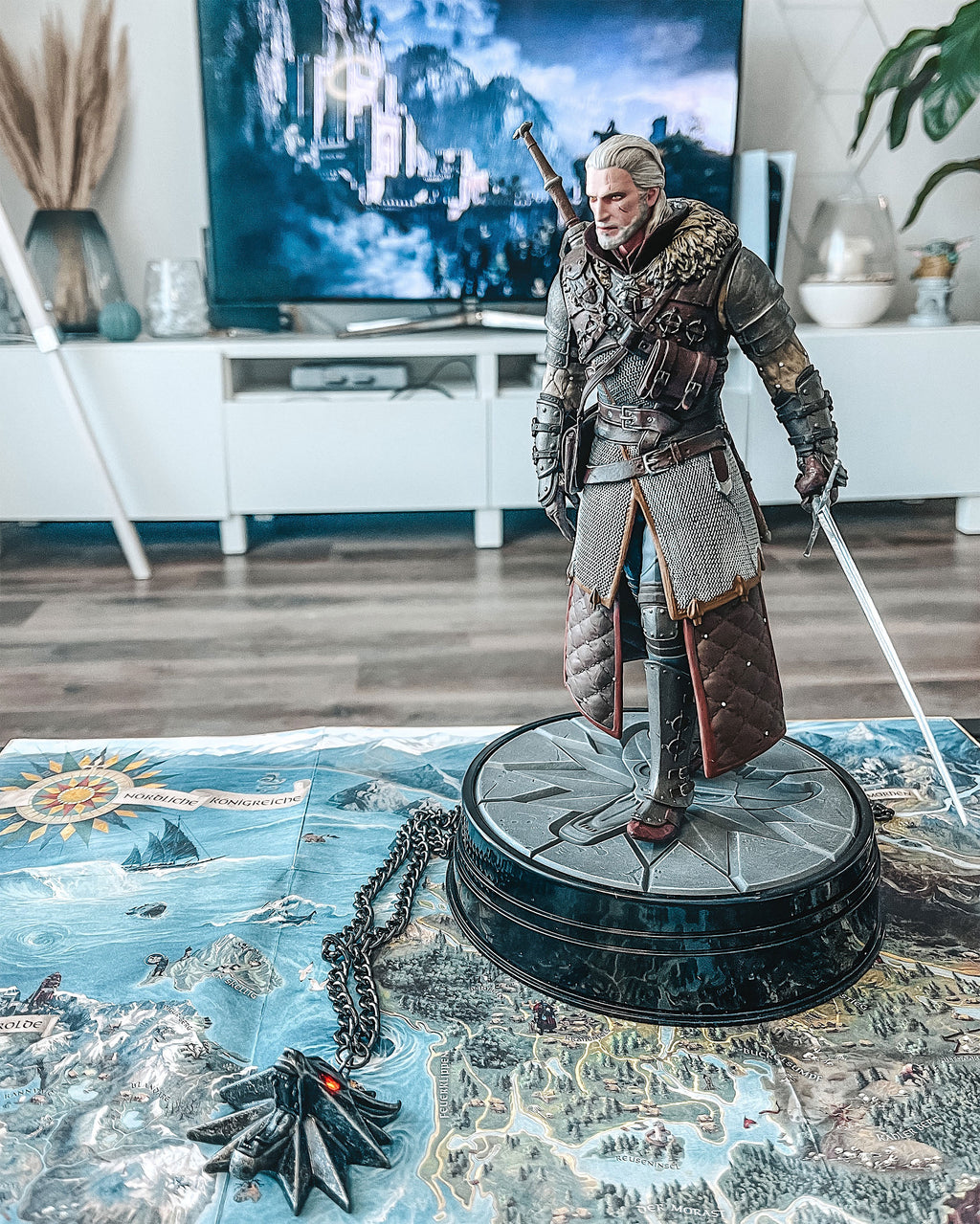Imagen del producto Witcher - Estatua de Geralt Gran Maestro Ursine 24 cm