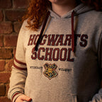 Imagen del producto Harry Potter - Sudadera con capucha de la Escuela Hogwarts gris