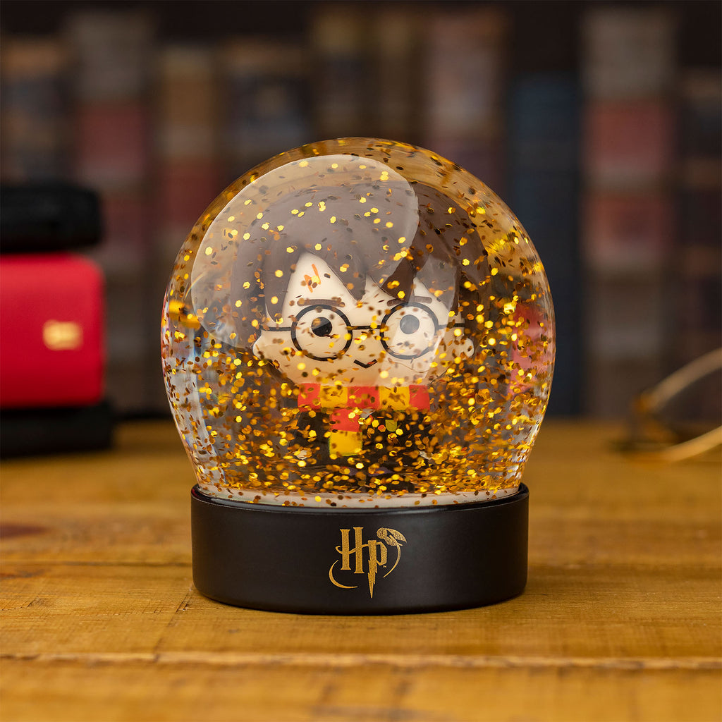 Imagen del producto Harry Potter Chibi Bola de Nieve con Purpurina