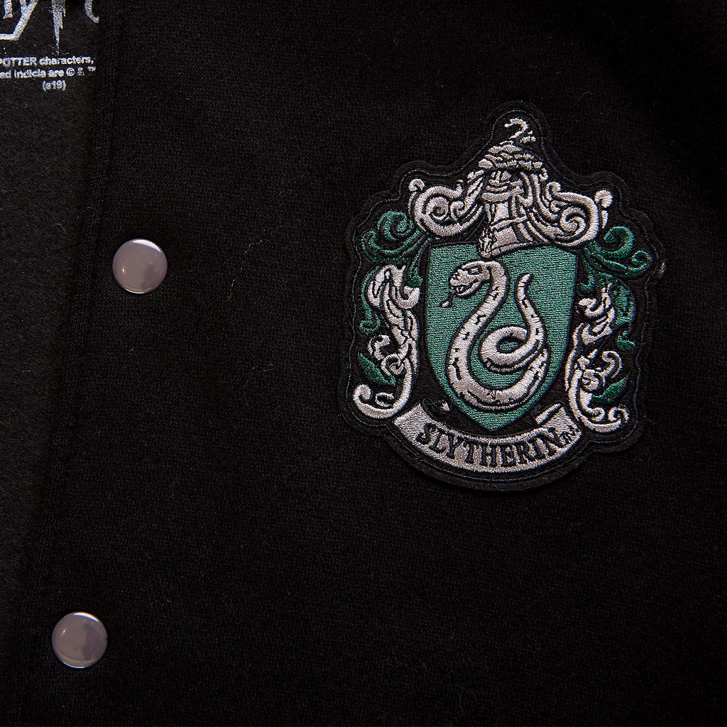Imagen del producto Harry Potter - Chaqueta universitaria con escudo de Slytherin